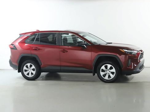 Used 2023 Toyota RAV4 LE FWD image 11