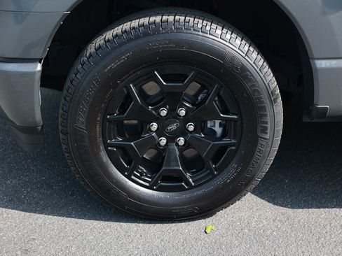 Used 2025 Ford F150 Lightning XLT AWD/4WD image 11