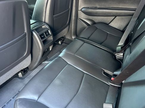 Used 2020 Cadillac XT5 Premium Luxury AWD/4WD image 5