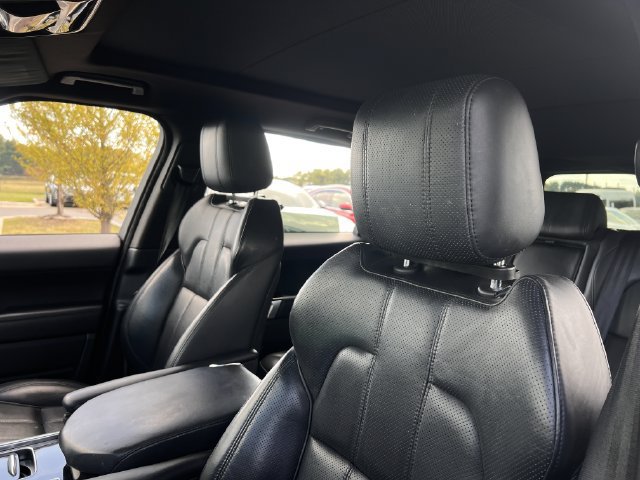 Used 2016 Land Rover Range Rover Sport HSE AWD/4WD image 12