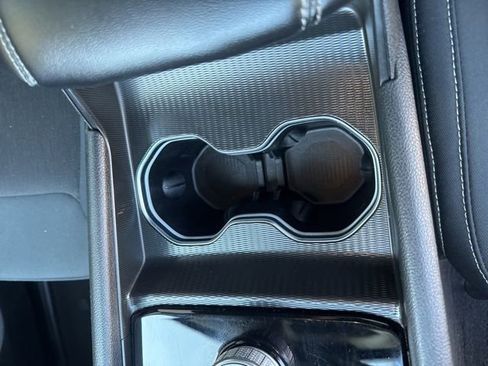 Used 2023 Jeep Grand Cherokee Laredo image 28