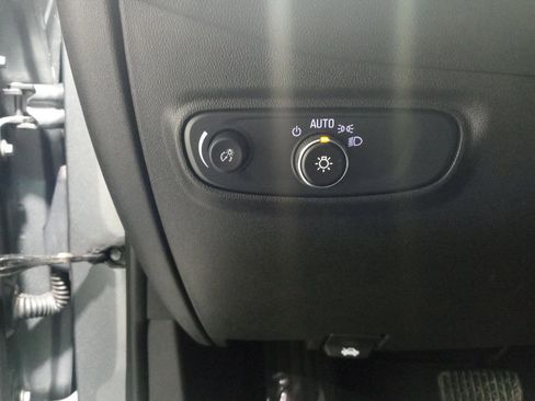 Used 2024 Chevrolet Equinox LT AWD/4WD image 14