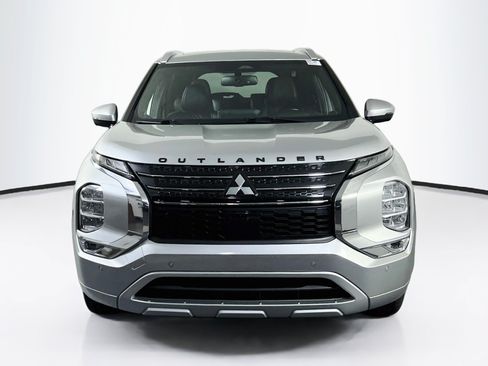 Used 2022 Mitsubishi Outlander SEL FWD image 2