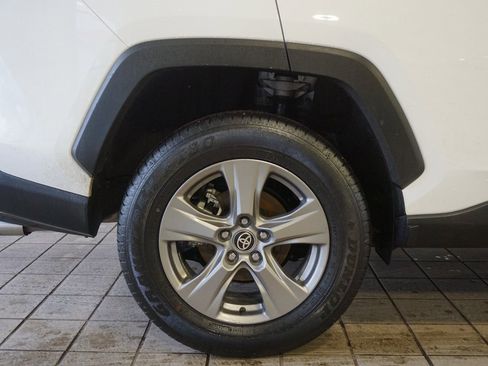 Certified 2025 Toyota RAV4 XLE image 31