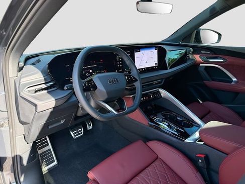 Used 2025 Audi SQ5 Premium Plus AWD/4WD image 26