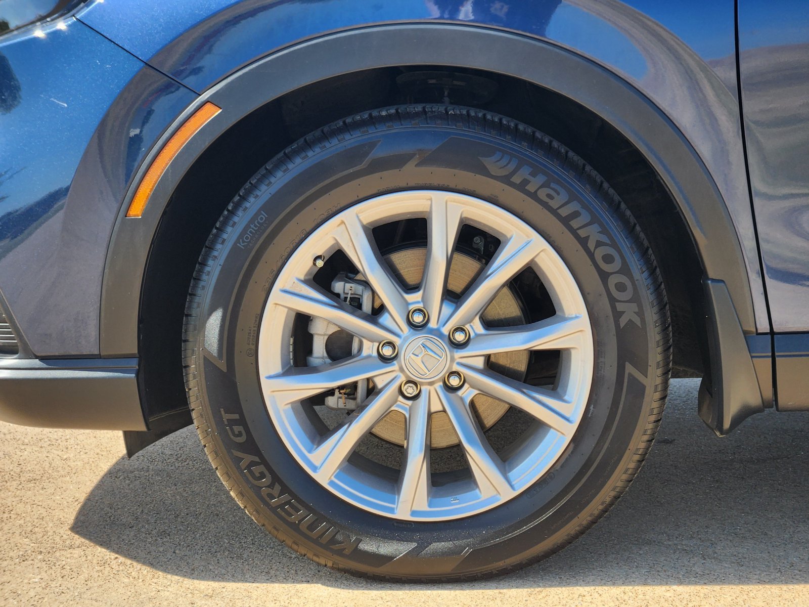 Used 2025 Honda CR-V EX-L image 14