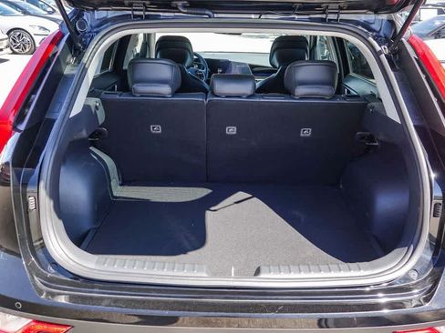 Certified 2024 Kia Niro EX FWD image 26