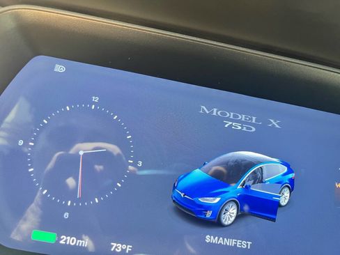 Used 2018 Tesla Model X 75D image 54
