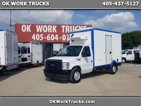 Used 2023 Ford E-350 and Econoline 350 Super Duty w/ Power Windows & Locks Group RWD image 1