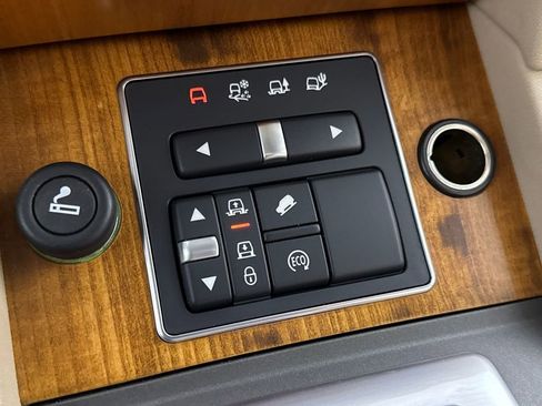 Used 2014 Land Rover LR4 HSE AWD/4WD image 19