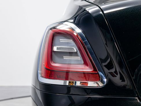Used 2022 Rolls-Royce Ghost AWD/4WD image 63