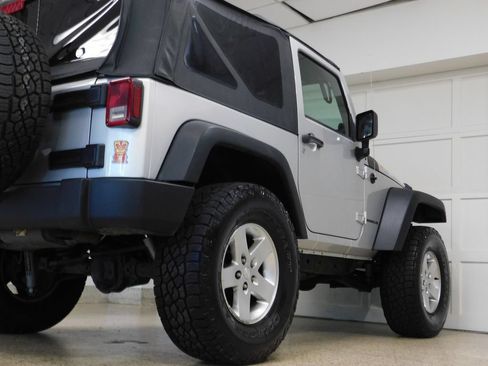 Used 2010 Jeep Wrangler Sport AWD/4WD image 49