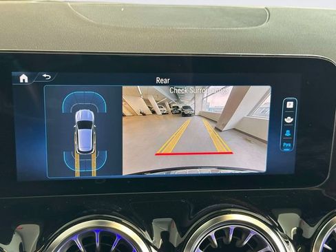 Certified 2024 Mercedes-Benz GLA 250 4MATIC image 33