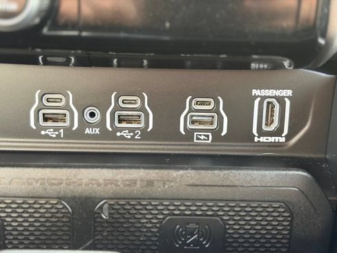 Used 2025 RAM 1500 Laramie w/ Night Edition AWD/4WD image 38
