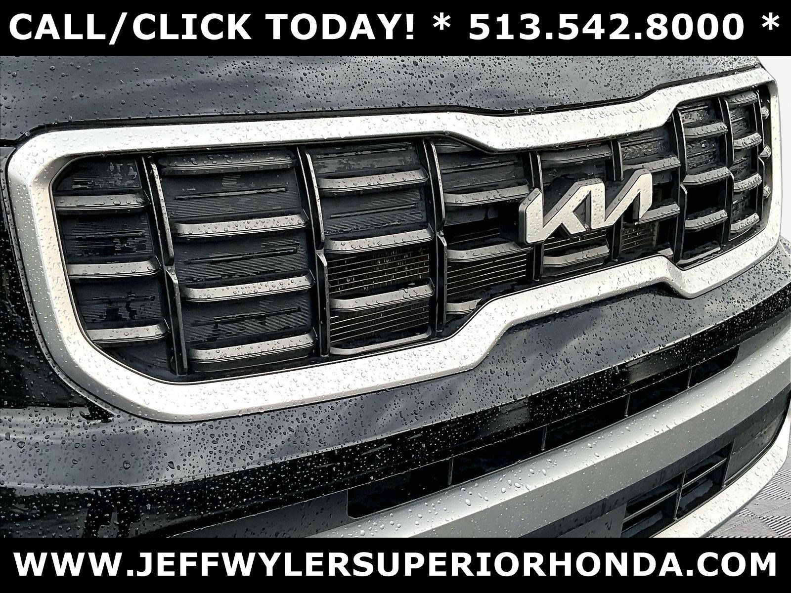 Used 2023 Kia Telluride S w/ S Sunroof Package FWD image 32