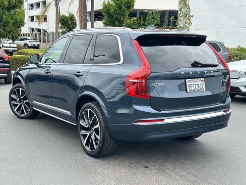 Certified 2025 Volvo XC90 B6 Plus image 6
