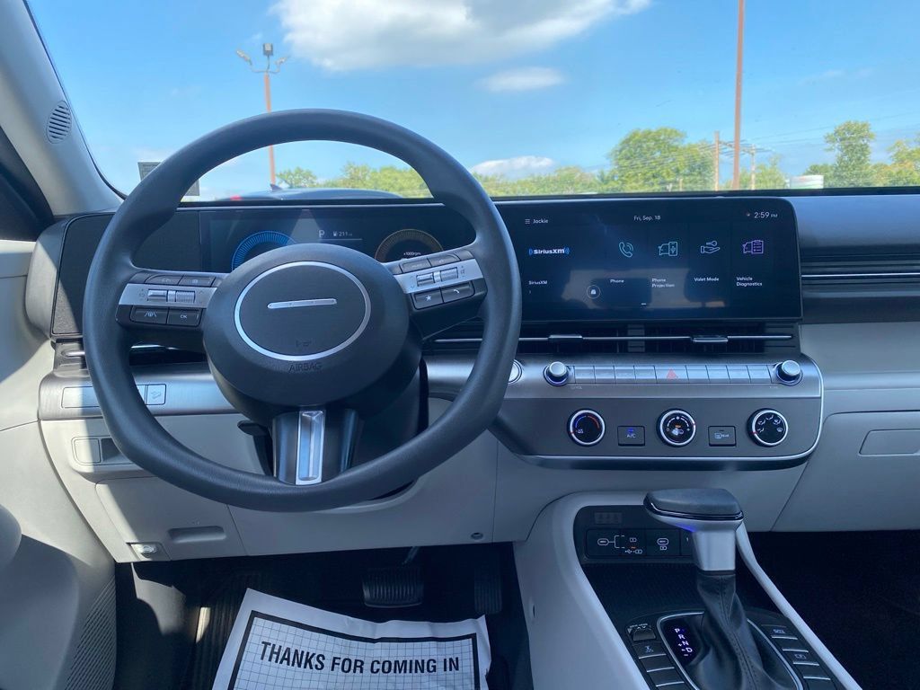 Certified 2024 Hyundai Kona SE AWD/4WD image 10