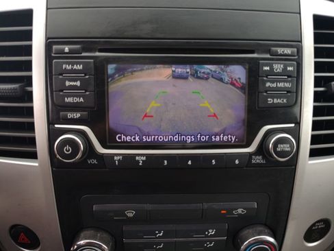 Used 2018 Nissan Frontier SV image 8