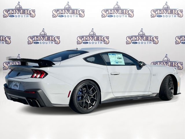 New 2026 Ford Mustang Dark Horse SC RWD image 3