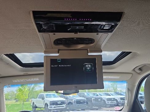 Used 2016 Chevrolet Tahoe LTZ AWD/4WD image 20