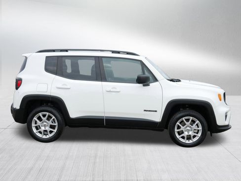 Used 2022 Jeep Renegade Latitude image 6