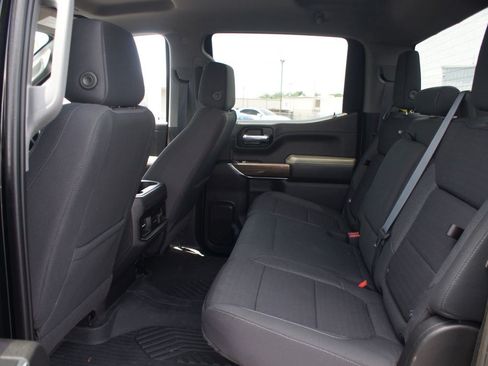 Used 2022 Chevrolet Silverado 1500 LT Trail Boss w/ LPO, Dark Essentials Package AWD/4WD image 13