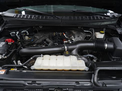 Used 2024 Ford Expedition Max Platinum AWD/4WD image 36