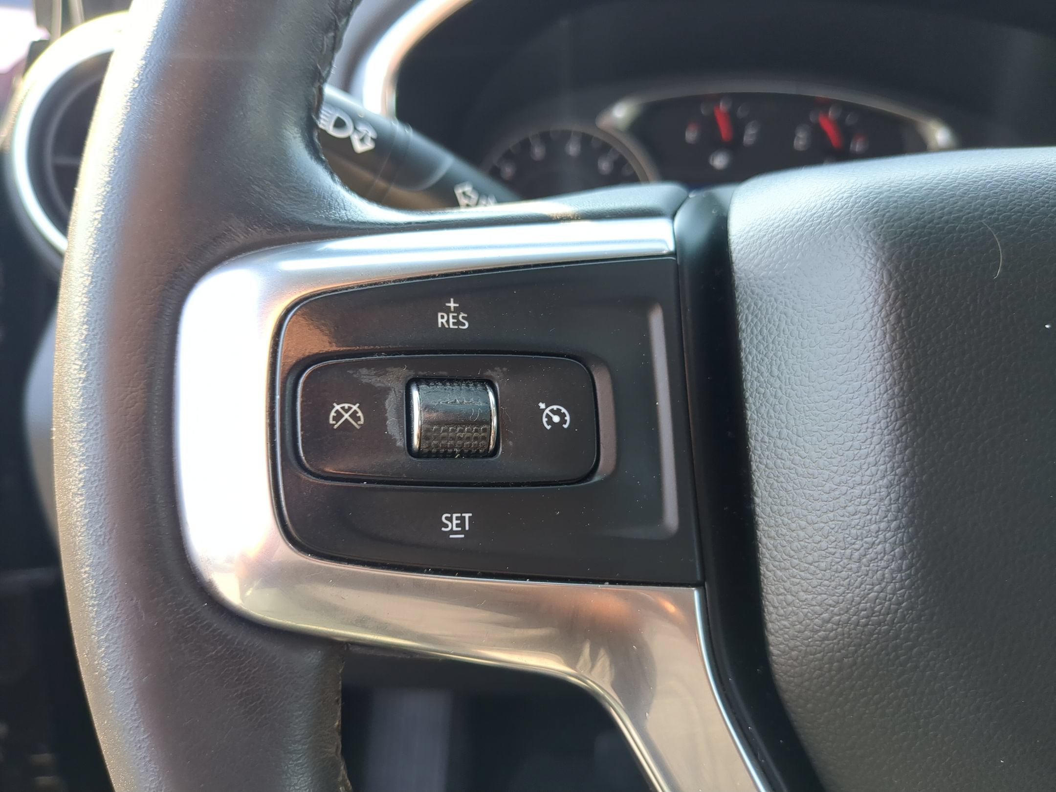 Used 2019 Chevrolet Blazer LT FWD image 20