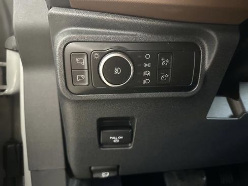 Used 2024 Ford Bronco Outer Banks w/ Sasquatch Package image 23