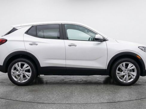 Used 2025 Buick Encore GX Preferred FWD image 11