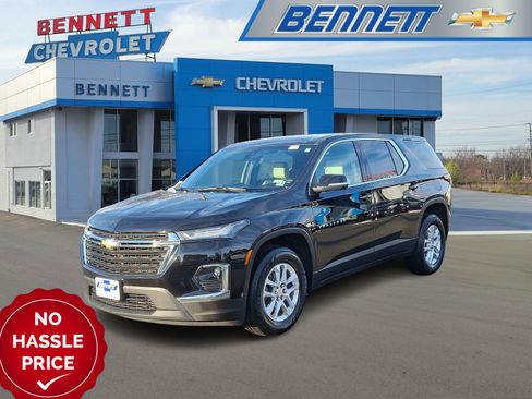 Certified 2023 Chevrolet Traverse LS w/ Safety Package FWD image 1
