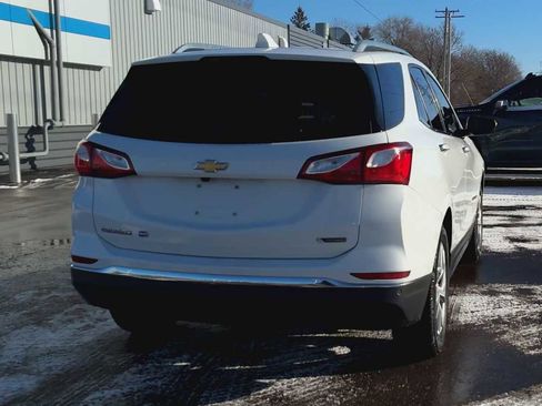 Certified 2018 Chevrolet Equinox Premier image 3