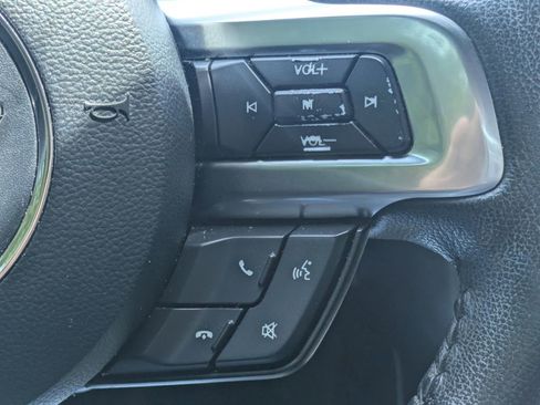 Used 2015 Ford Mustang Coupe w/ Equipment Group 051A RWD image 22