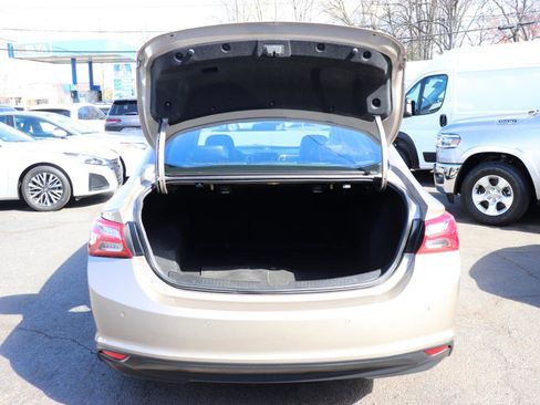 Used 2024 Chevrolet Malibu LT image 47