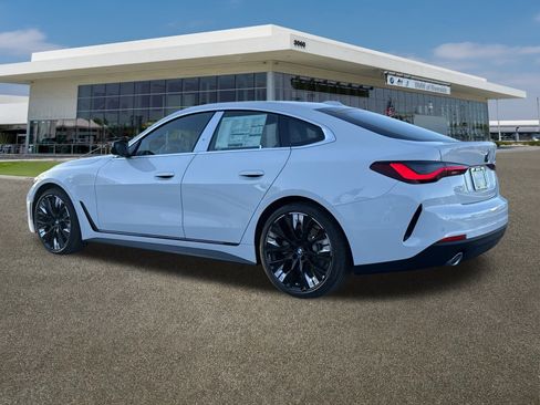 New 2026 BMW 430i image 7