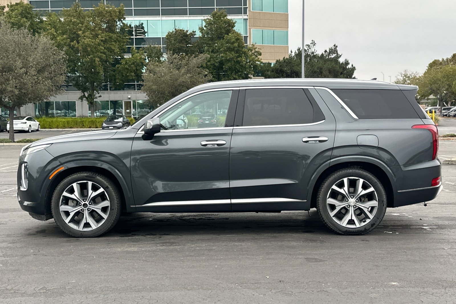 Used 2022 Hyundai Palisade Limited AWD/4WD image 7