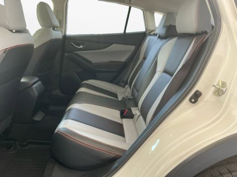 Certified 2022 Subaru Crosstrek 2.5i Limited w/ Moonroof Package 2 image 16