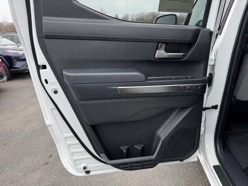 New 2025 Toyota Tacoma TRD Off-Road image 25