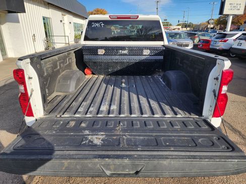 Used 2022 Chevrolet Silverado 2500 LT w/ Convenience Package image 7