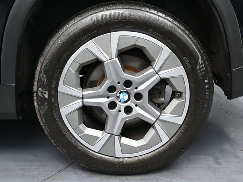 Used 2023 BMW X1 xDrive28i w/ Convenience Package image 13