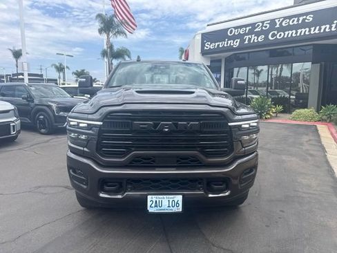Used 2025 RAM 2500 Laramie AWD/4WD image 2