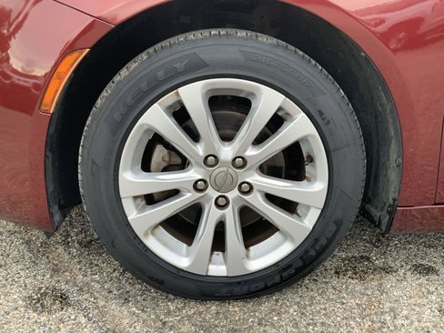 Used 2016 Chrysler 200 Limited w/ Anniversary Edition FWD image 12