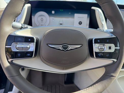 Used 2024 Genesis G90 3.5T image 9