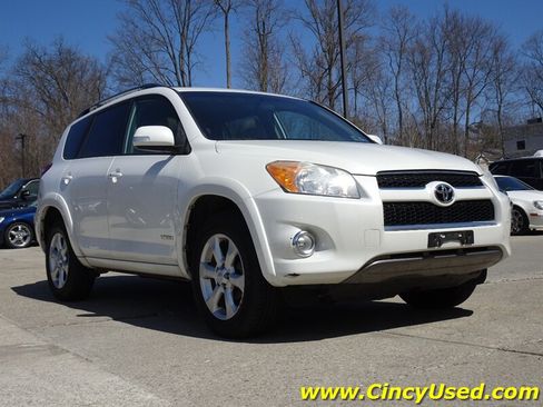 Used 2011 Toyota RAV4 Limited w/ Limited Extra Value Pkg AWD/4WD image 4