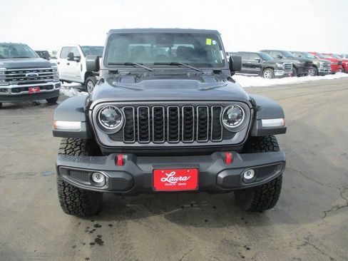 Used 2025 Jeep Gladiator Rubicon w/ Safety Group image 13