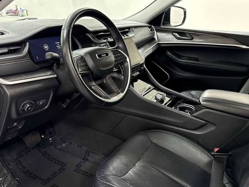 Used 2021 Jeep Grand Cherokee L Limited image 12