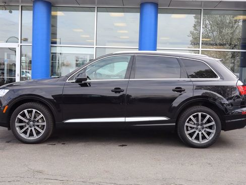 Used 2018 Audi Q7 3.0T Premium Plus w/ Premium Plus Package image 2