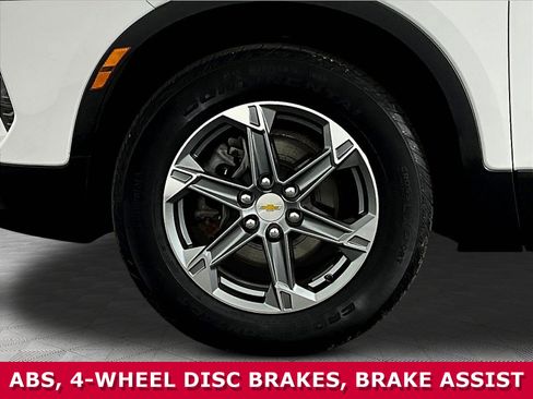 Used 2024 Chevrolet Blazer LT w/ Convenience Package FWD image 29