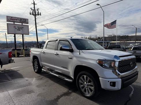 Used 2017 Toyota Tundra Limited w/ Limited Premium Package image 2