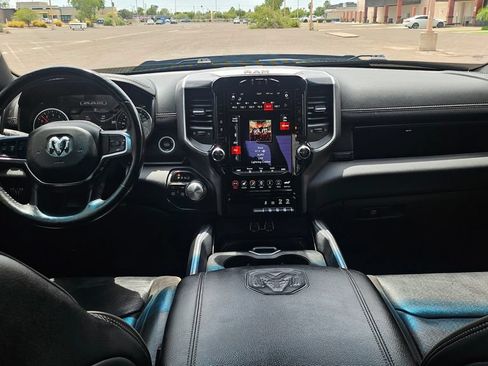 Used 2020 RAM 1500 Laramie w/ Sport Appearance Package AWD/4WD image 30